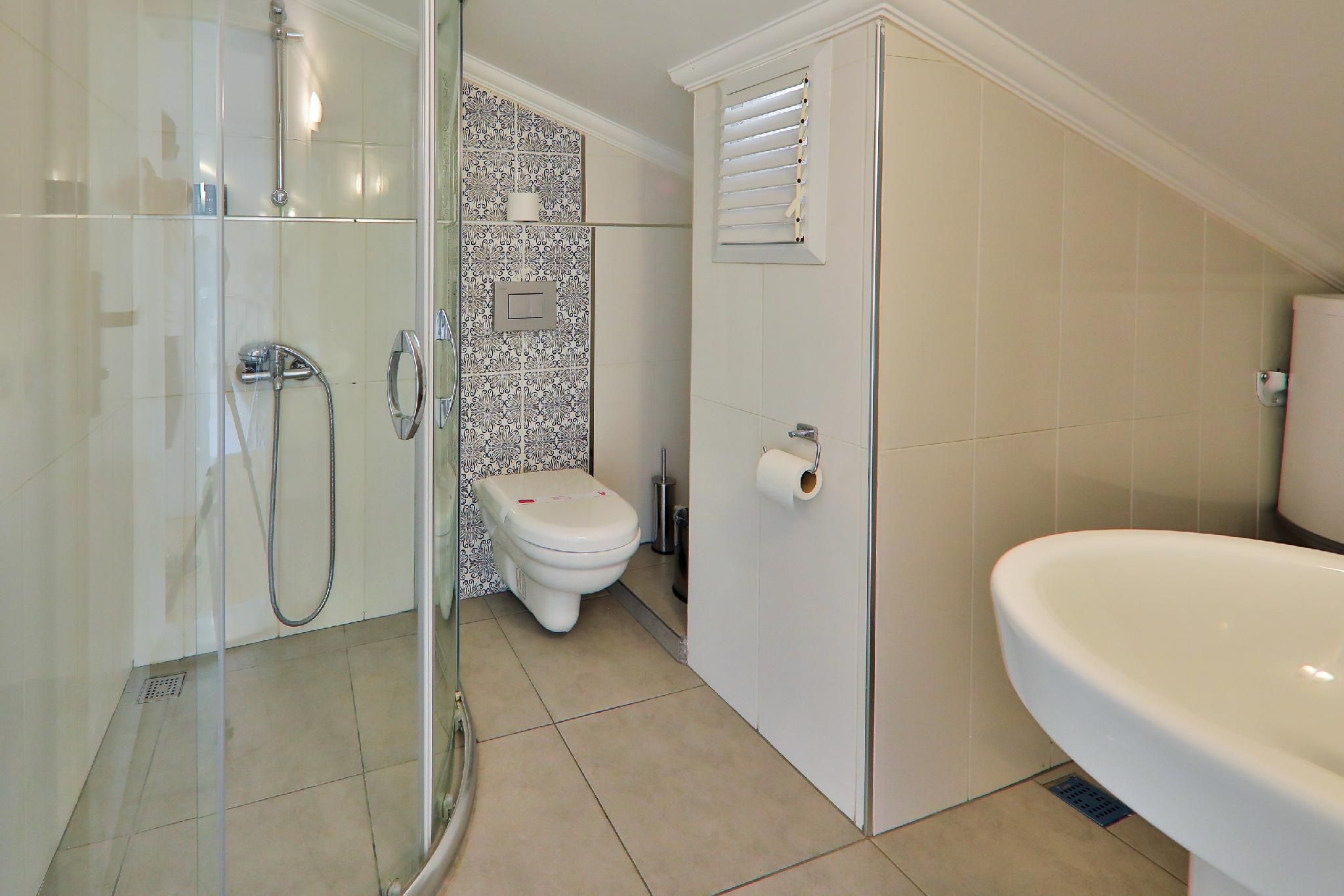 2 Bedroom 2 Bath