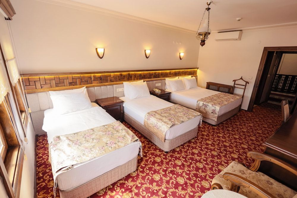 Baglar Saray Hotel Triple Room