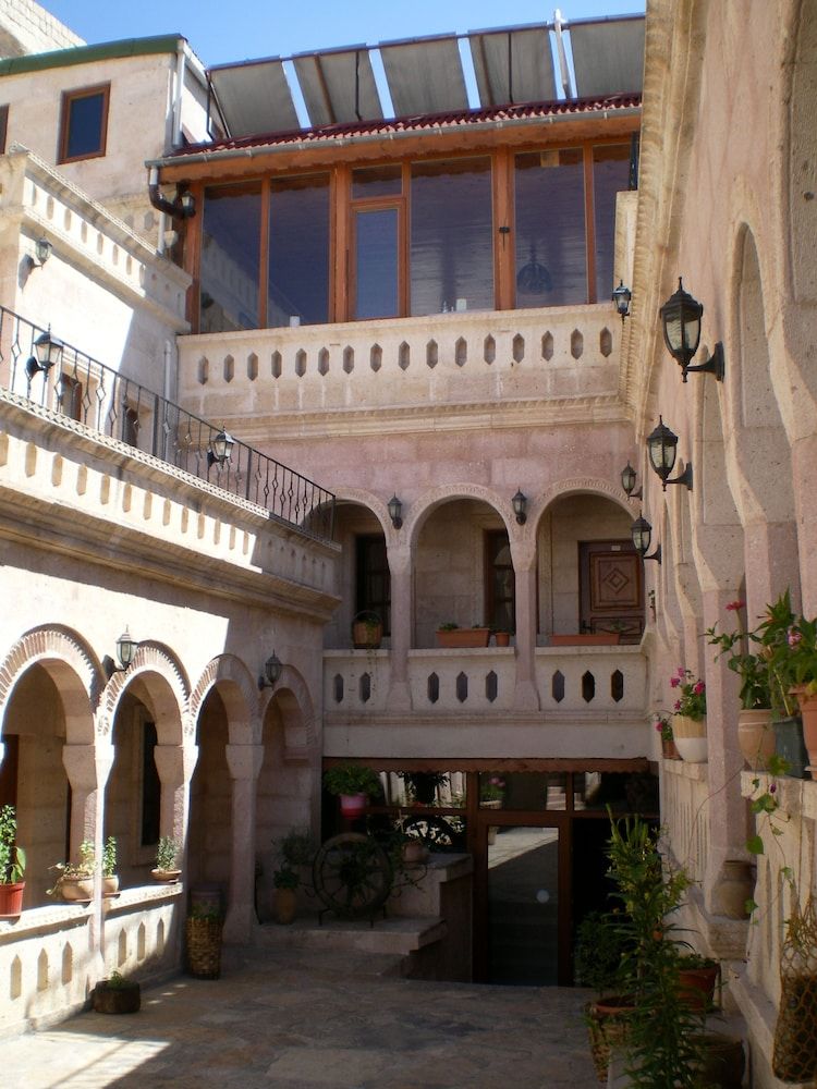 undefined Nature Park Cave Hotel 8