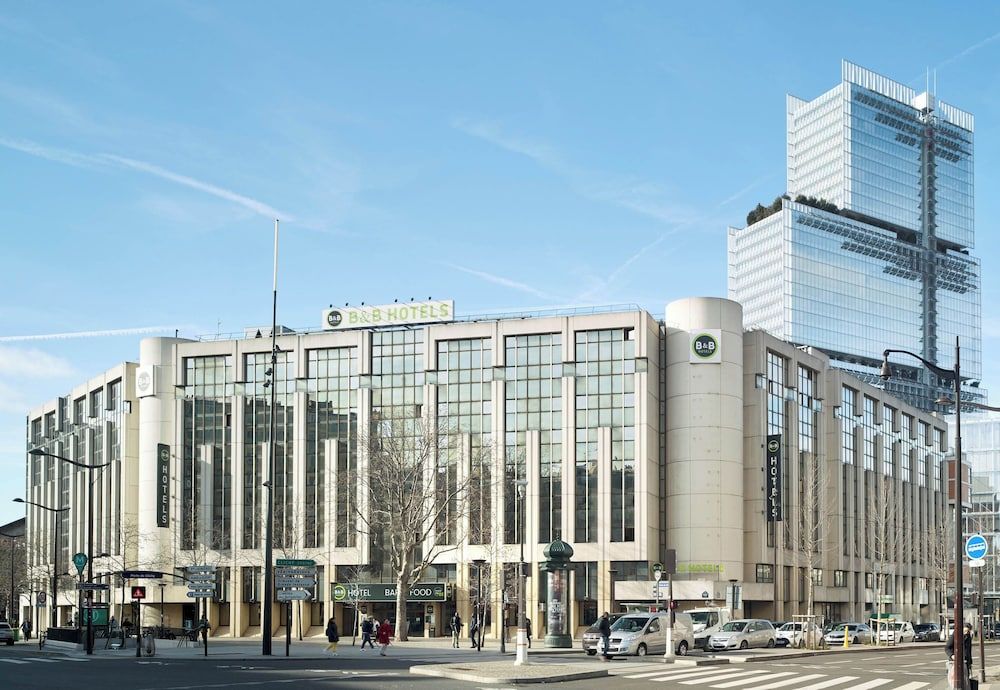 undefined B&B HOTEL Paris 17 Batignolles