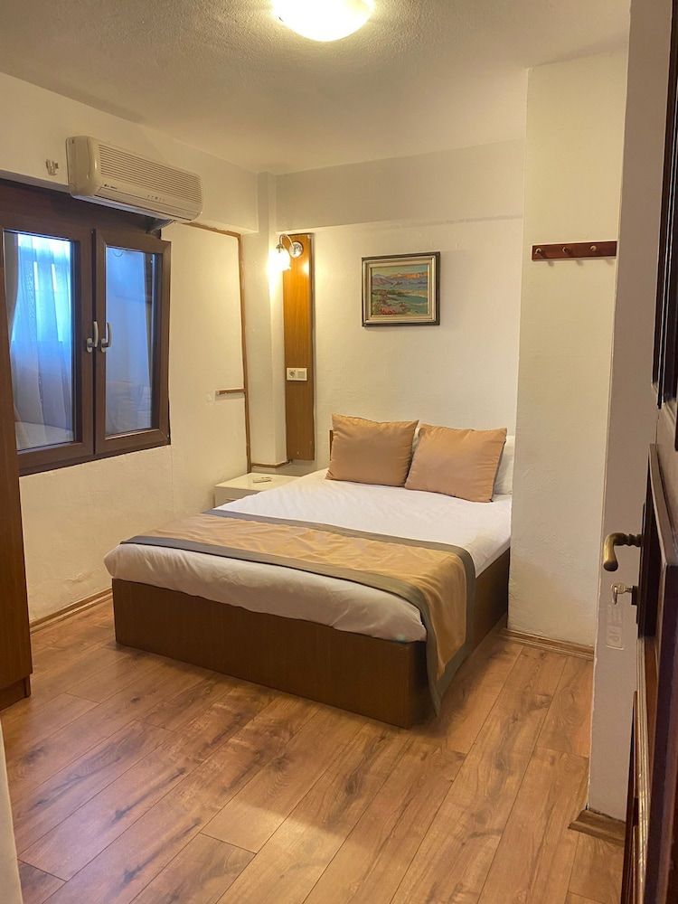 undefined Konak Hotel Kaleici 3