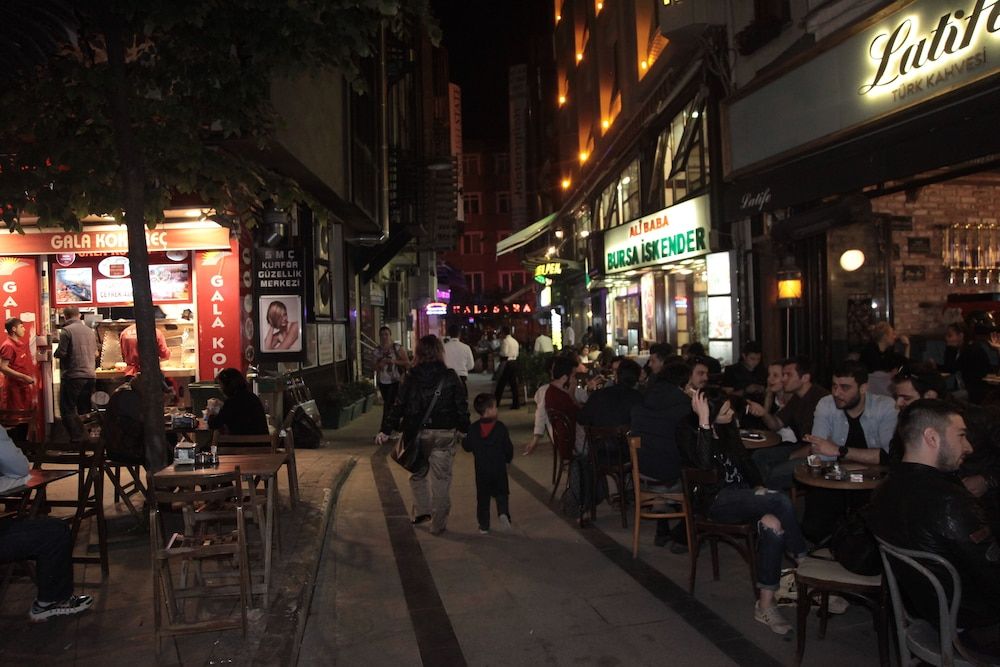 undefined Golden Pen Hotel 6