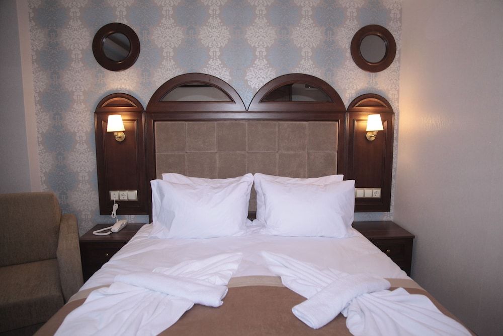 Golden Pen Hotel Standard Double or Twin Room 4