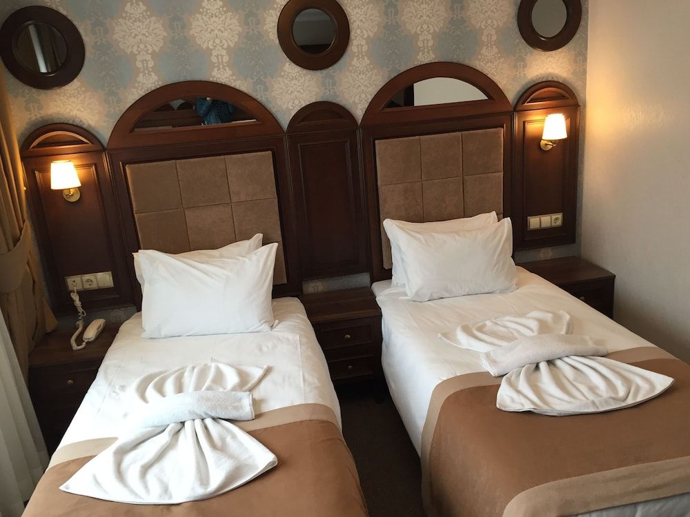 Golden Pen Hotel Standard Double or Twin Room 7