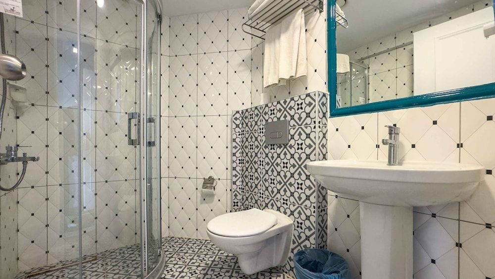 Suhan Seaport Hotel Standard Room, 1 Bedroom, Garden View 6