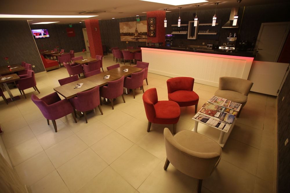 undefined Helikon Business Hotel 7