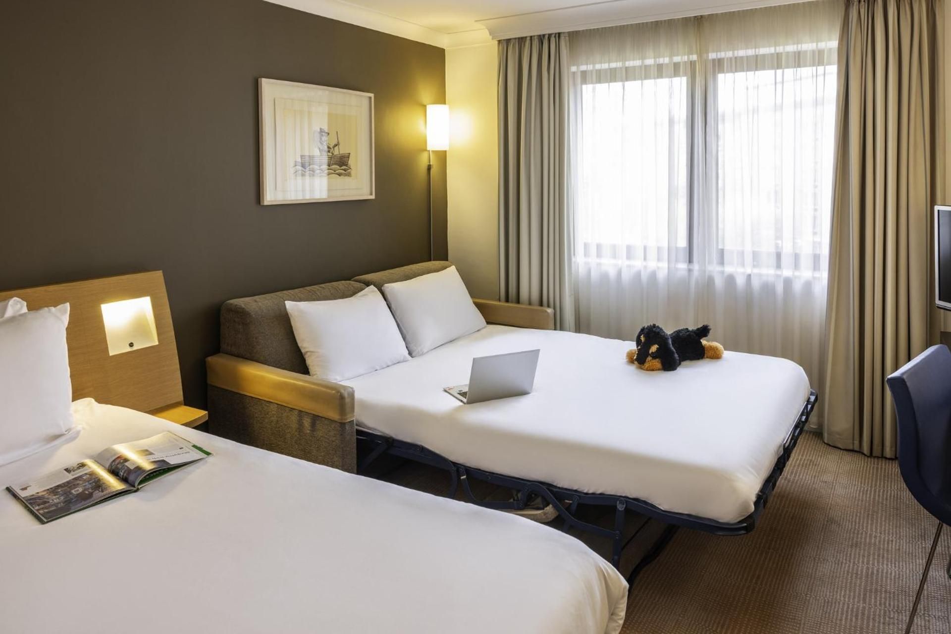 undefined Novotel Bristol Centre Hotel 2