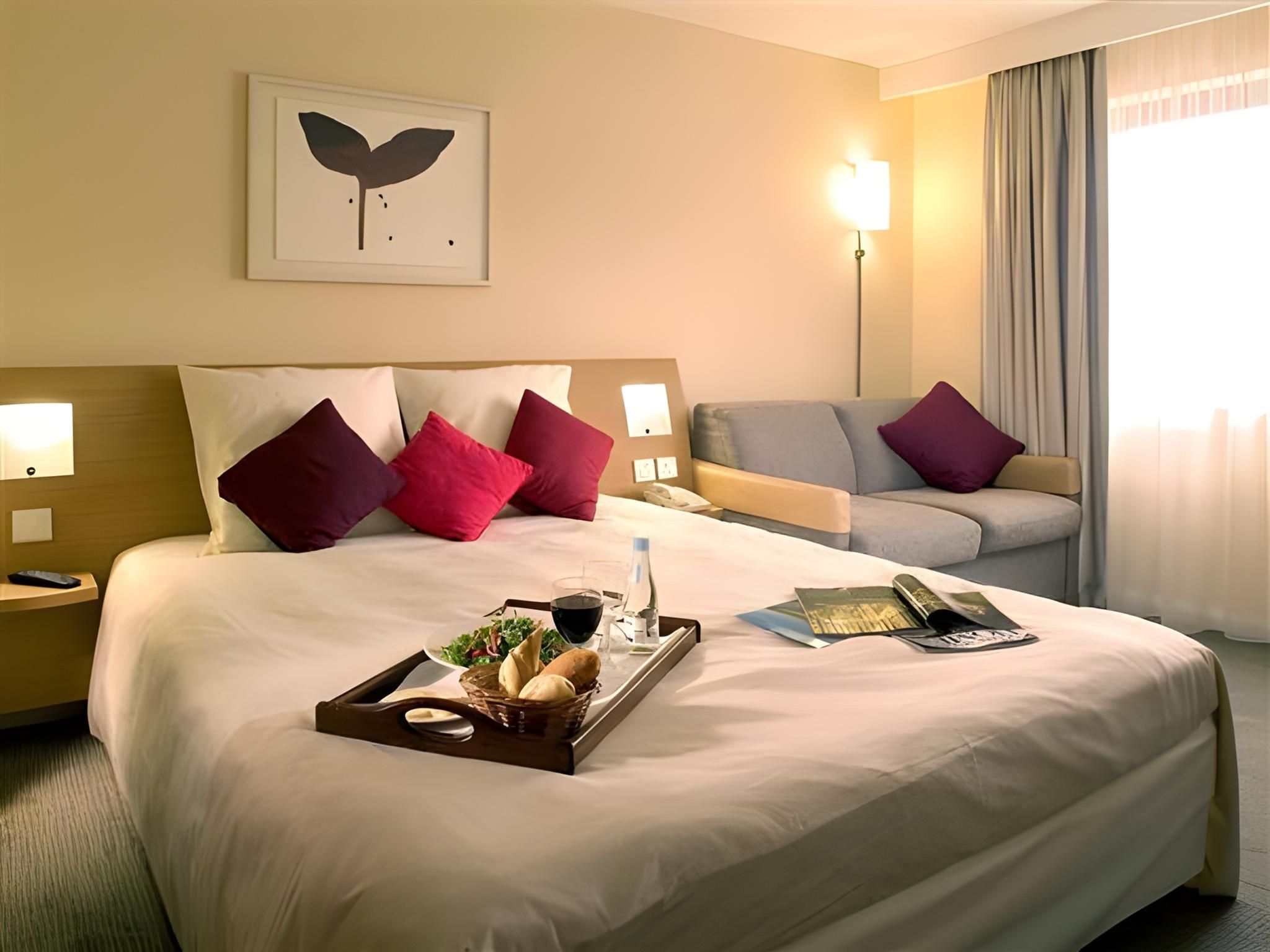 undefined Novotel Bristol Centre Hotel 10