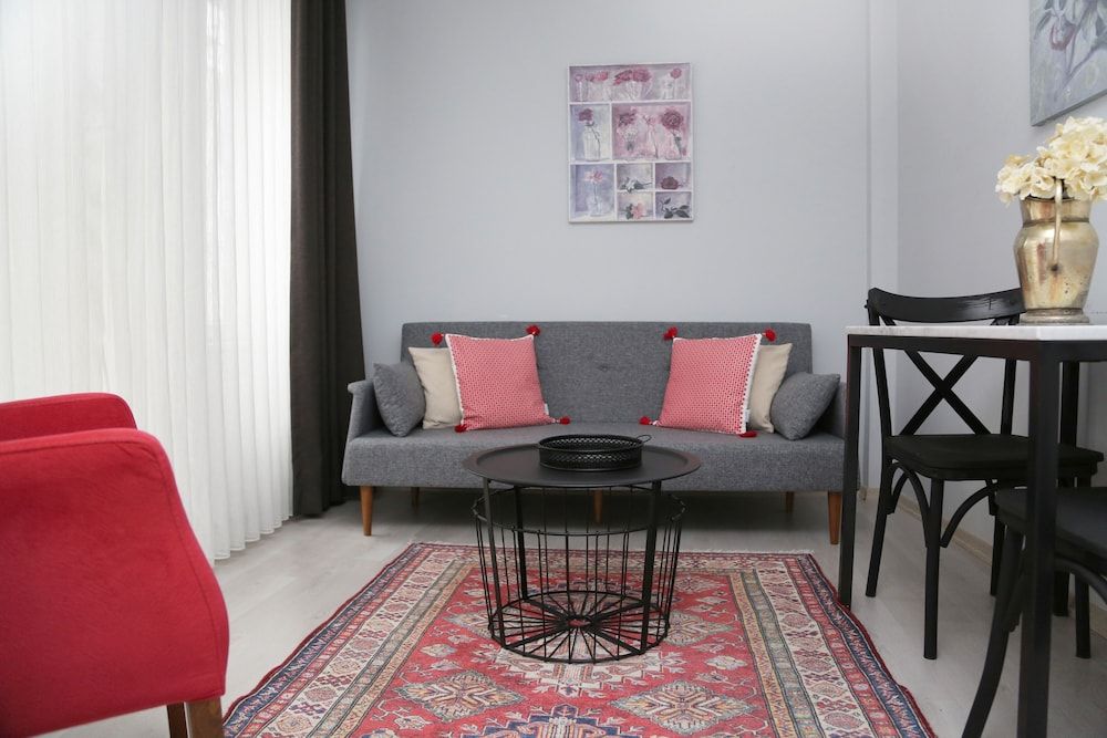 Ditto Flats Apartment, 1 Bedroom, Balcony 13