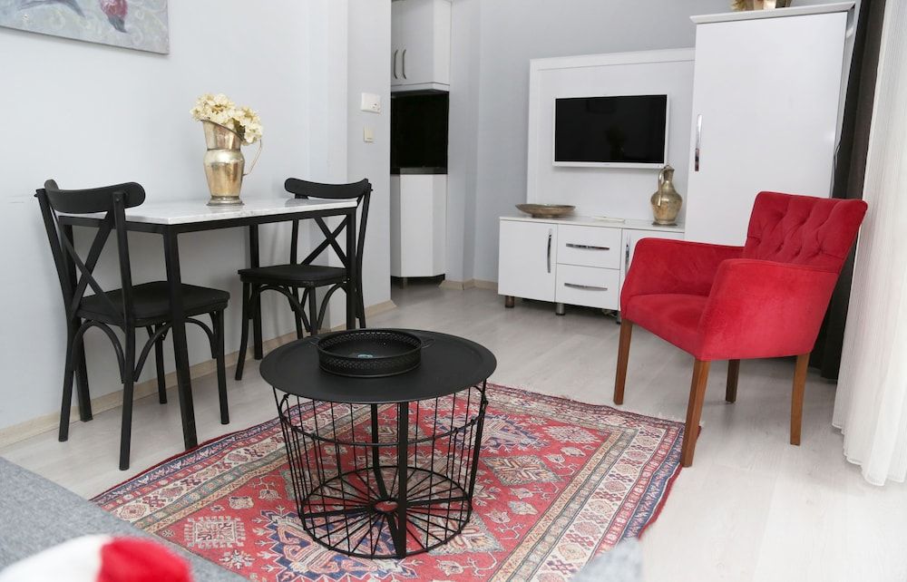 Ditto Flats Apartment, 1 Bedroom, Balcony 11