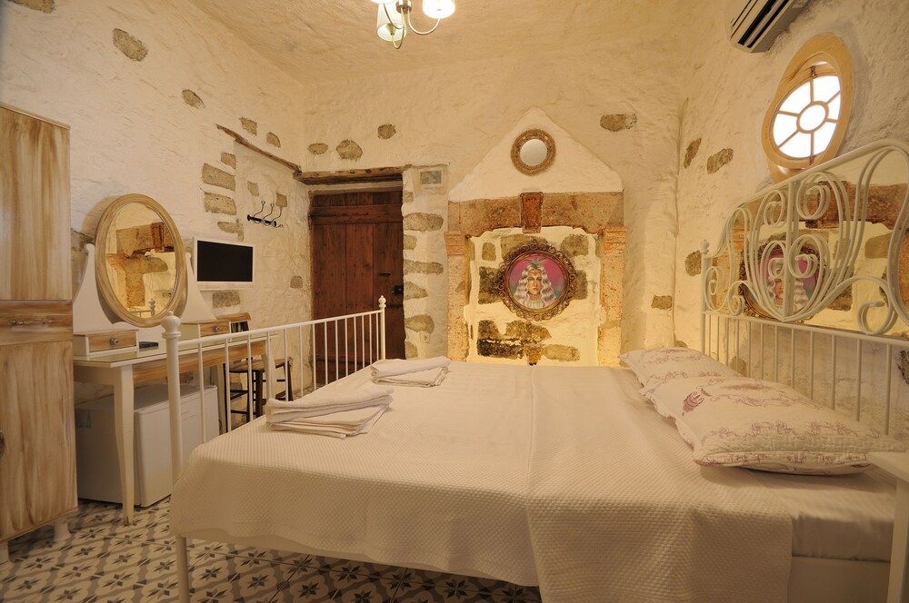 undefined Afet Hanım Konağı Alaçatı 2