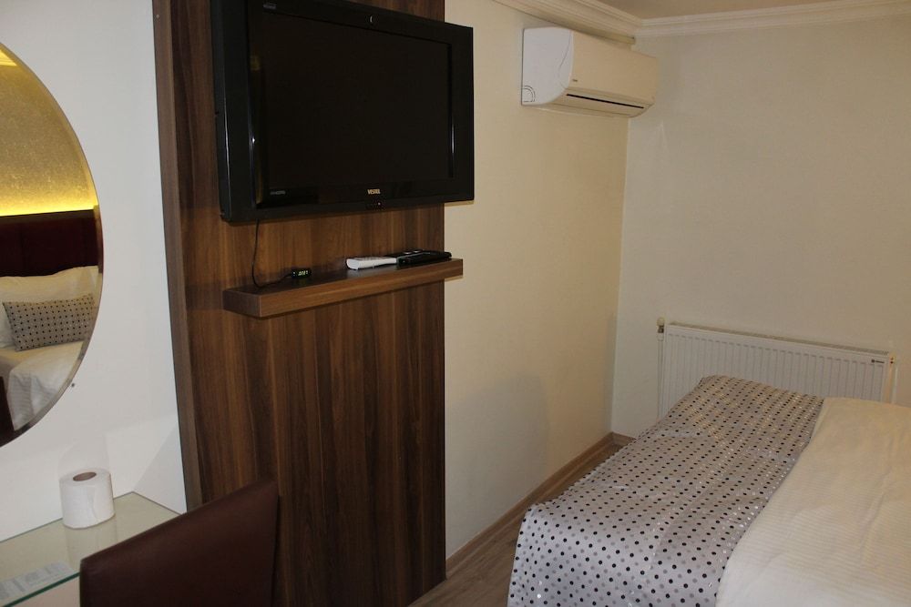 Laleli Hotel Izmir Double or Twin Room, City View 3