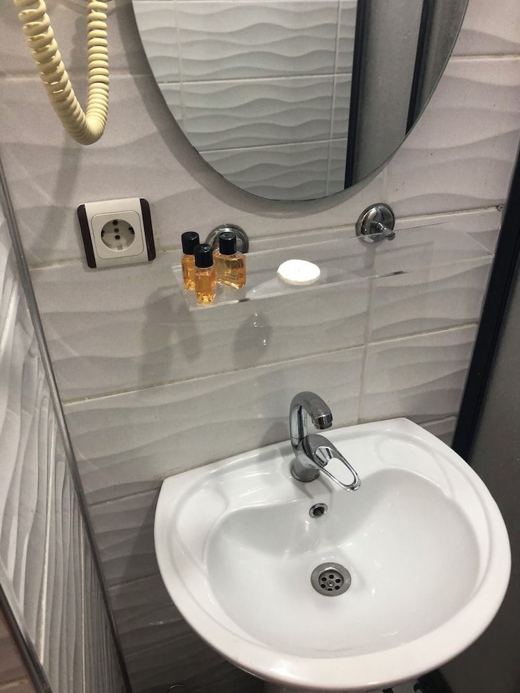 Reydel Hotel Economy Double or Twin Room, Ground Floor 30