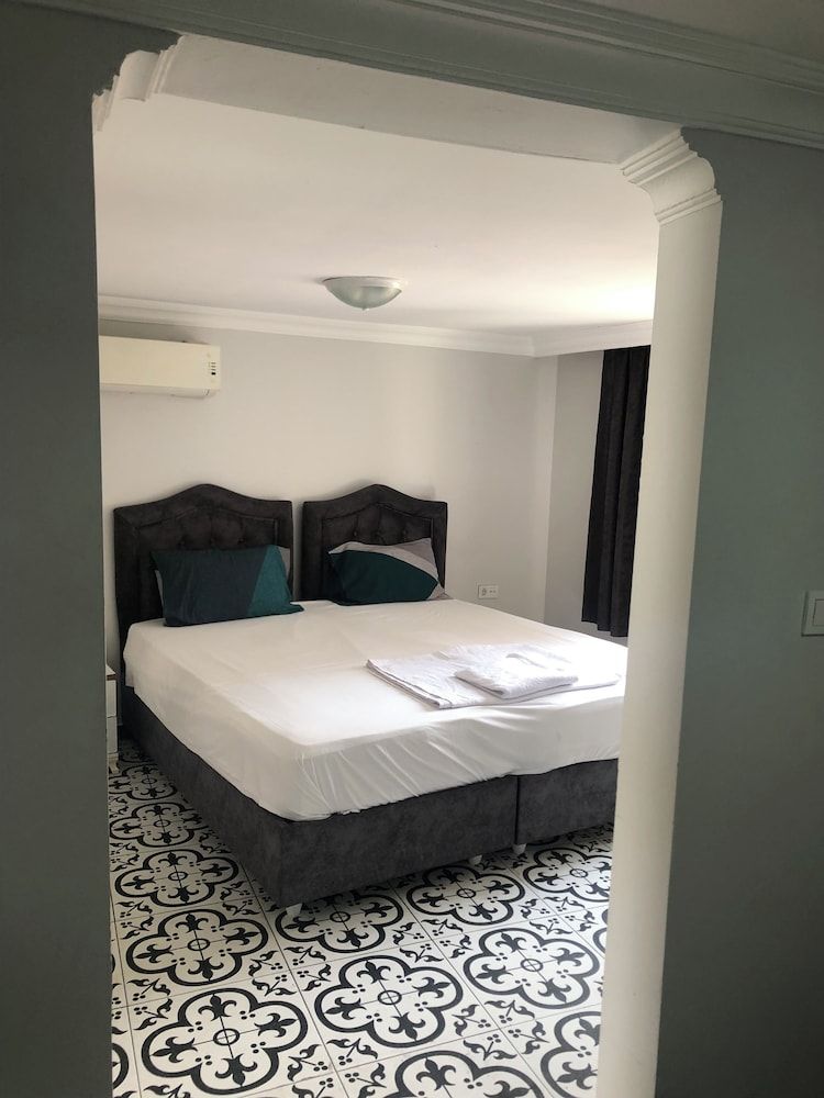 undefined Reydel Hotel 2