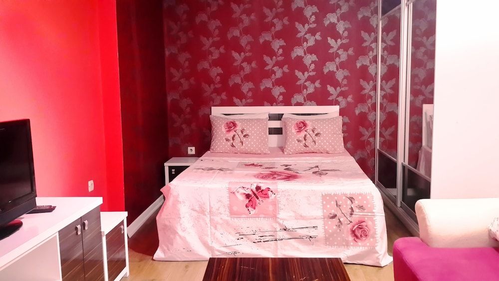 undefined Hera Home 2