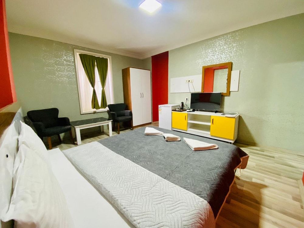 Airport Best Hotel Deluxe Studio Suite 14