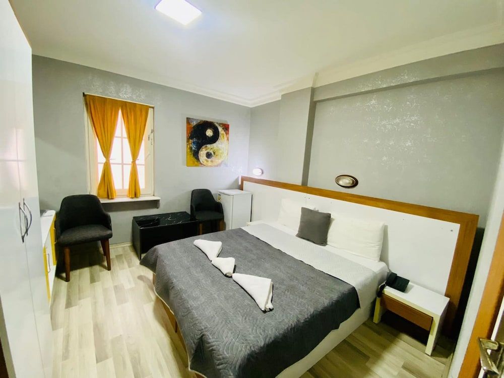 Airport Best Hotel Deluxe Studio Suite 15