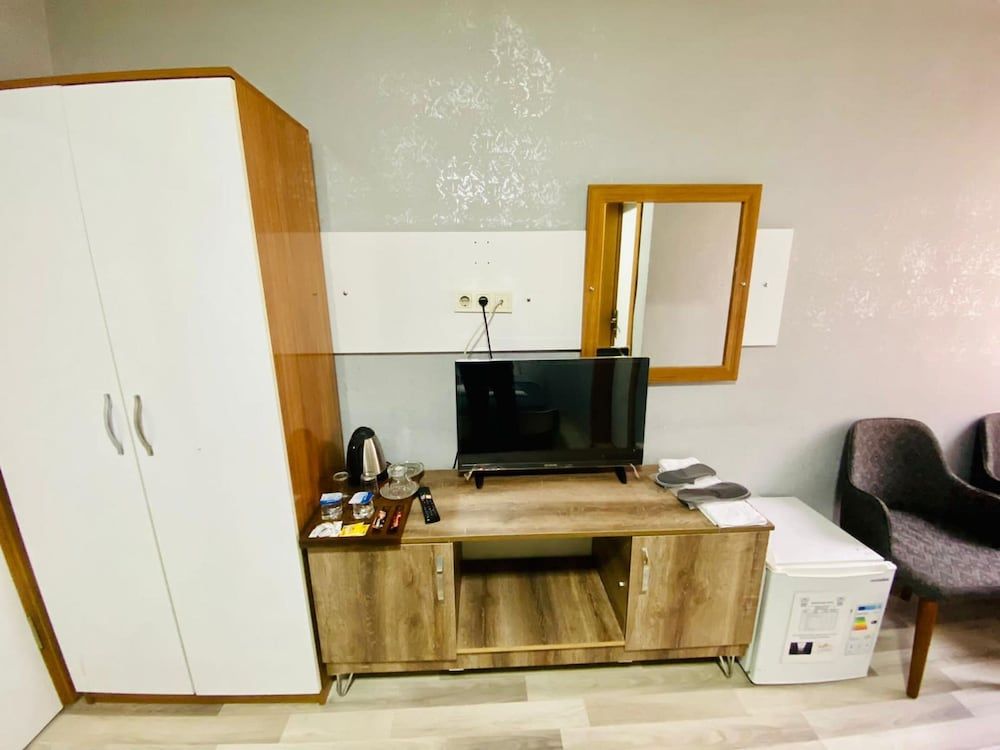 Airport Best Hotel Deluxe Studio Suite 23