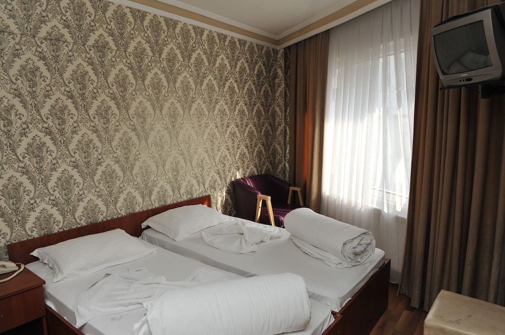 Şamil Hotel Standard Twin Room 3