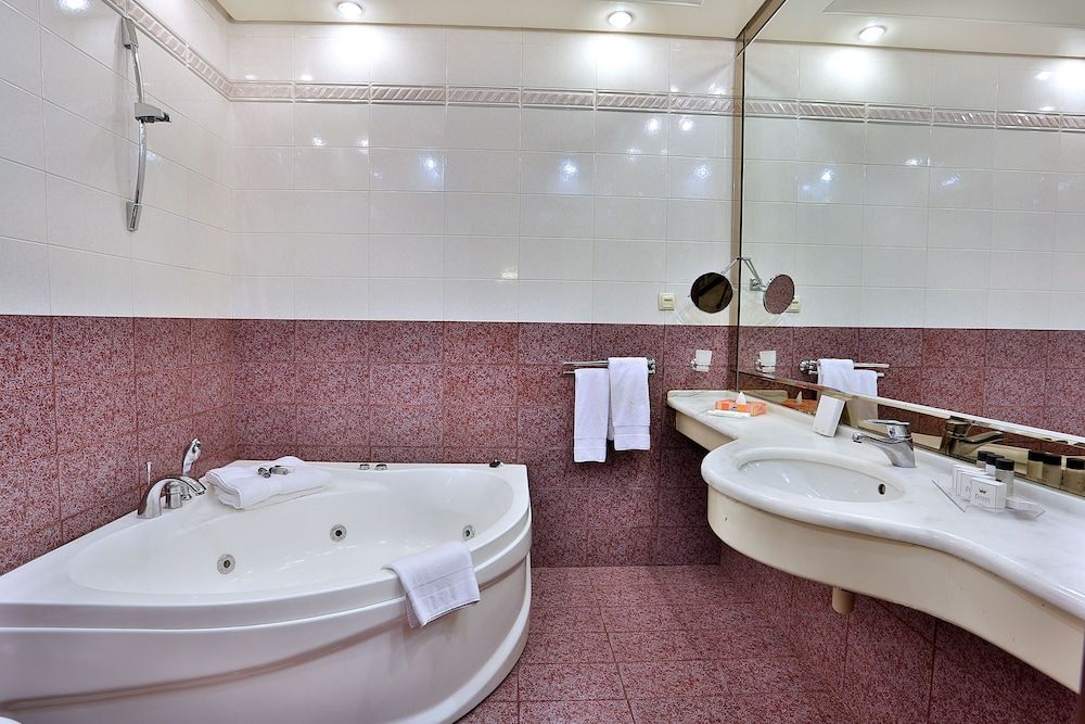 Ortakoy Princess Hotel Standard Triple Room 6