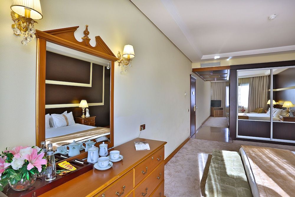 Ortakoy Princess Hotel Honeymoon Suite 3