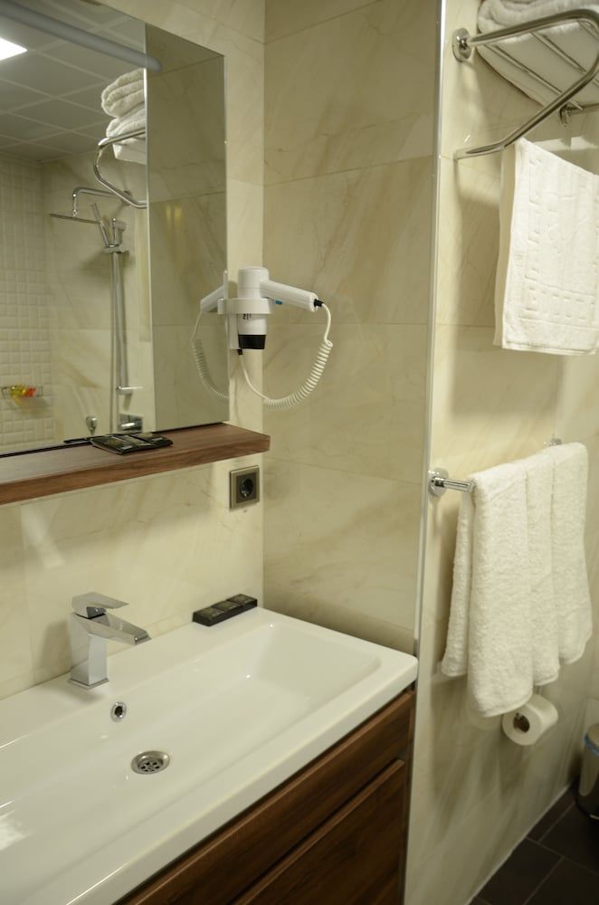 Safa Royal Museum Hotel Standard Double Room 3