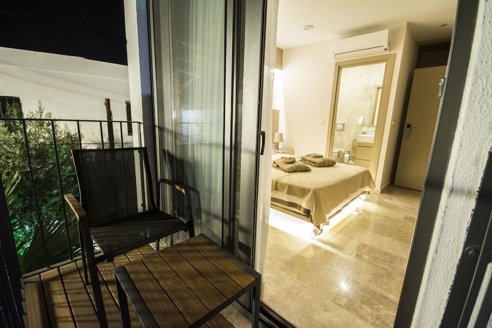Eng Group Hotels Standard Room 4