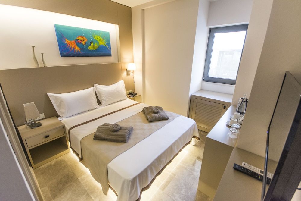undefined Eng Group Hotels 5