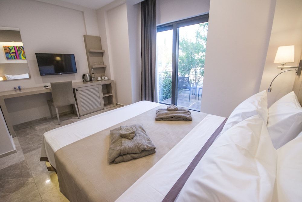 undefined Eng Group Hotels 4