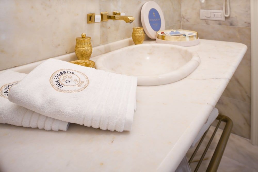 Vinifera Ephesus Hotel Deluxe Suite, Jetted Tub 5