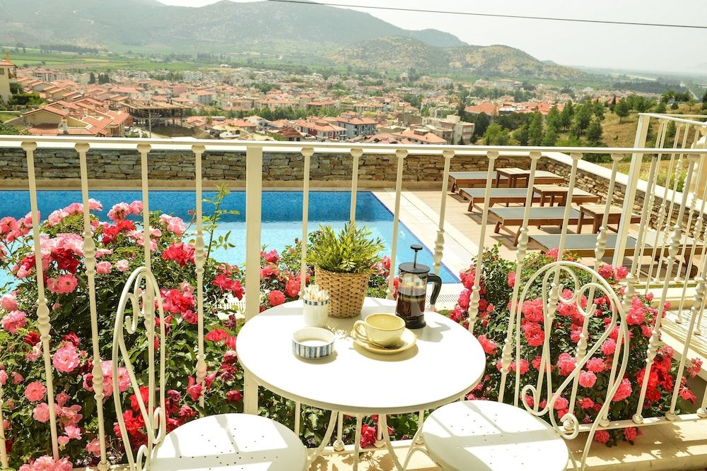 Vinifera Ephesus Hotel Deluxe Room 2