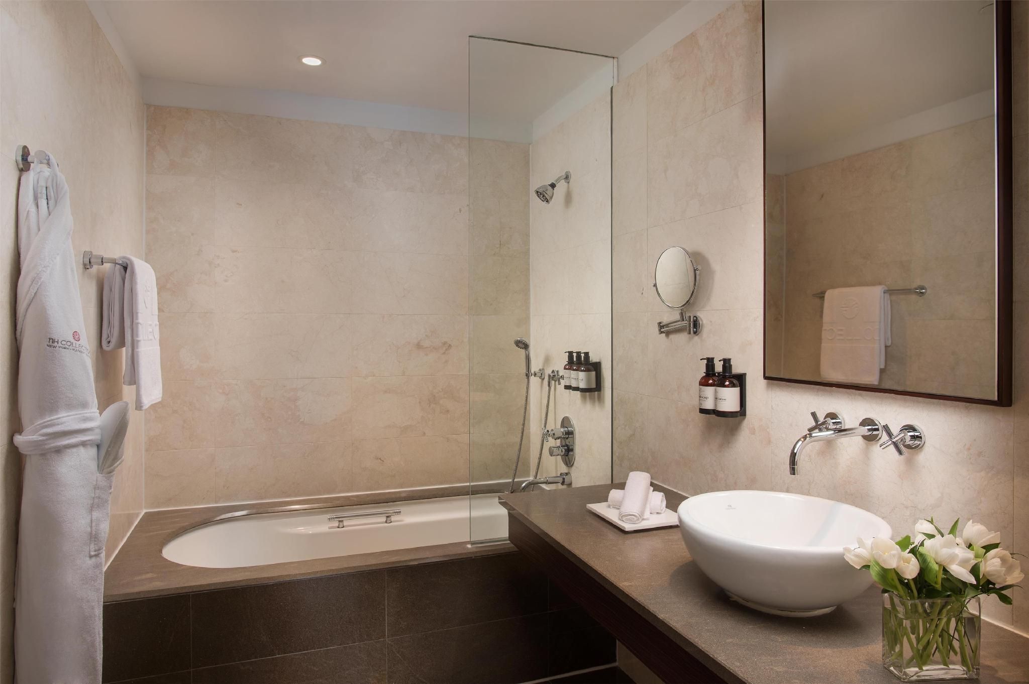 Premium Empire State Views