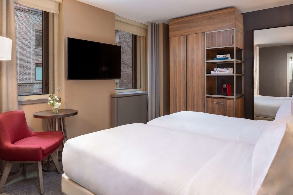 Superior Room (View, Twin beds)