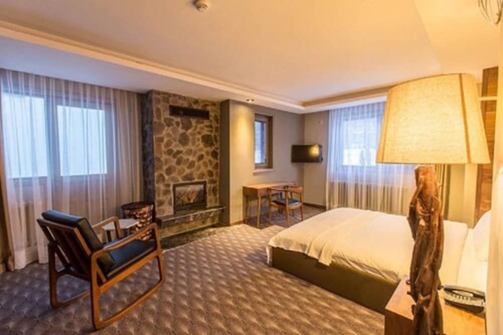 Abant Lotus Otel Deluxe Room, Jetted Tub 2