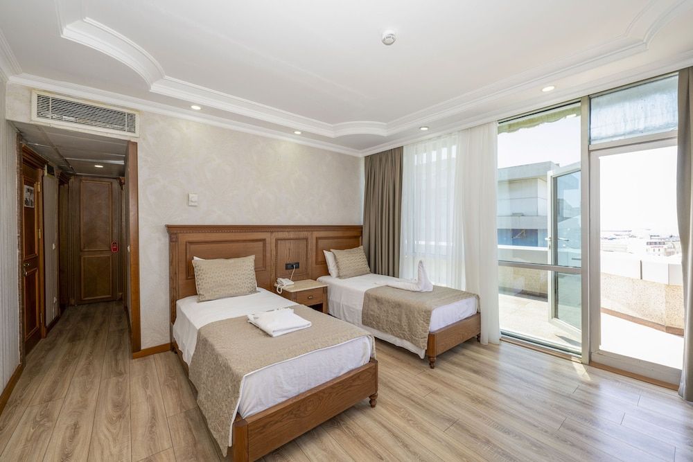 undefined Dalan Hotel 7