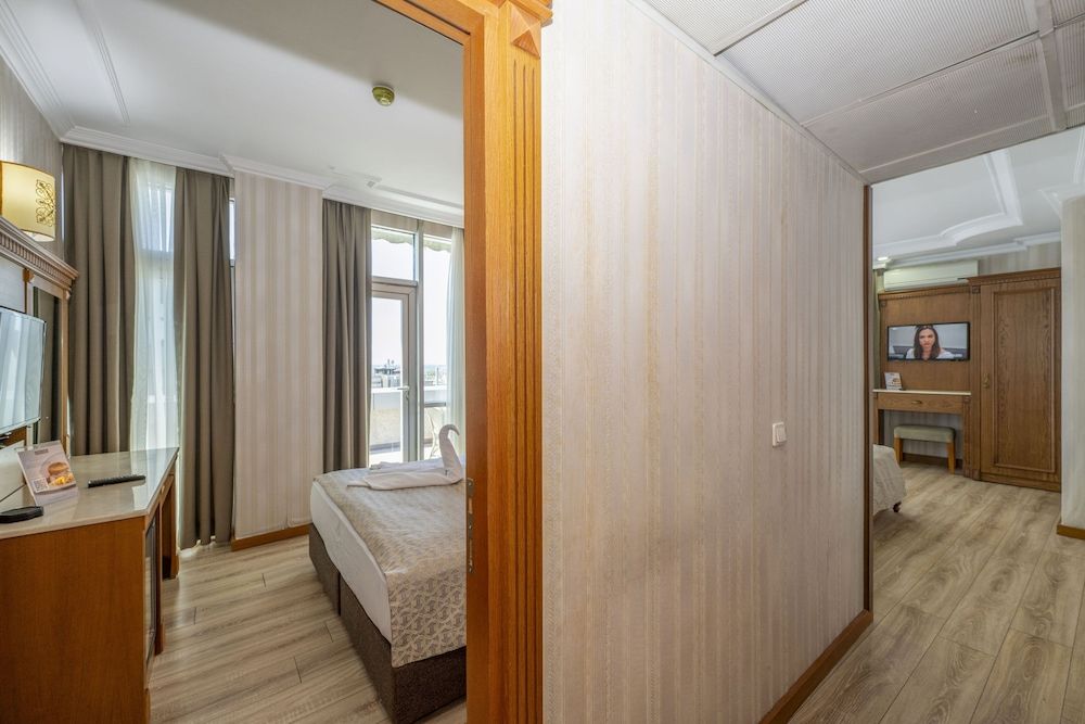 undefined Dalan Hotel 8