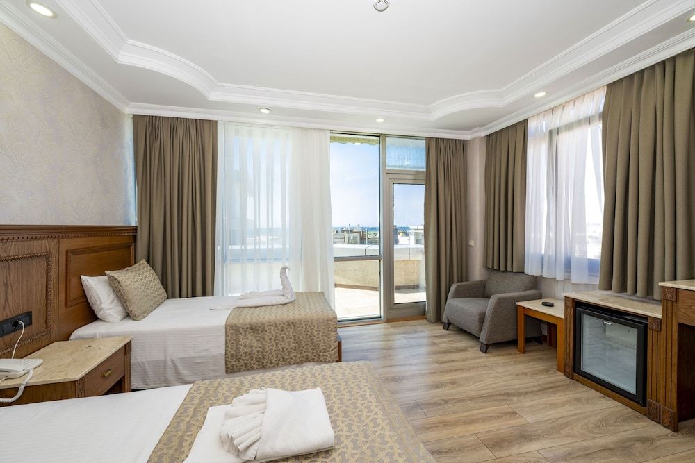 undefined Dalan Hotel 5