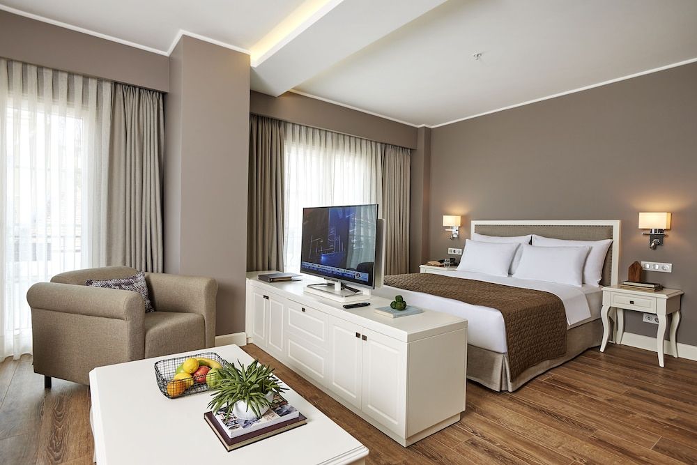 undefined Renata Boutique Hotel - Boutique Class 4