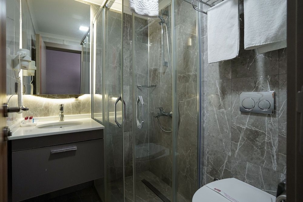 Enerji Hotel Standard Double Room 11