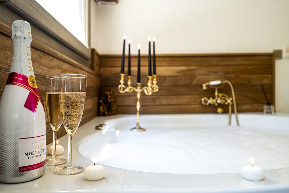 Jetted Tub