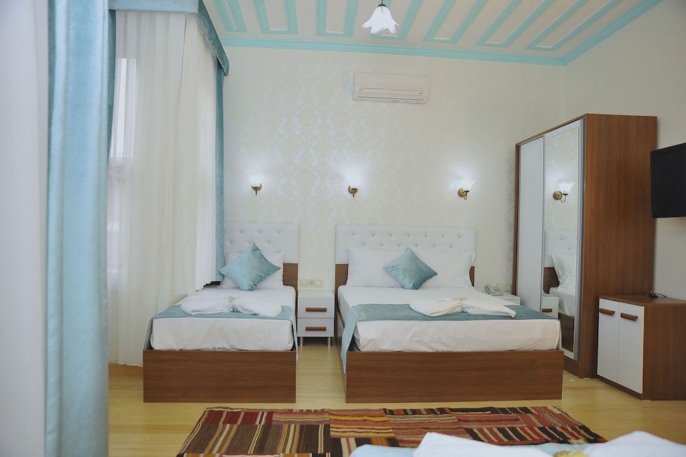 undefined Dualis Hotel 2