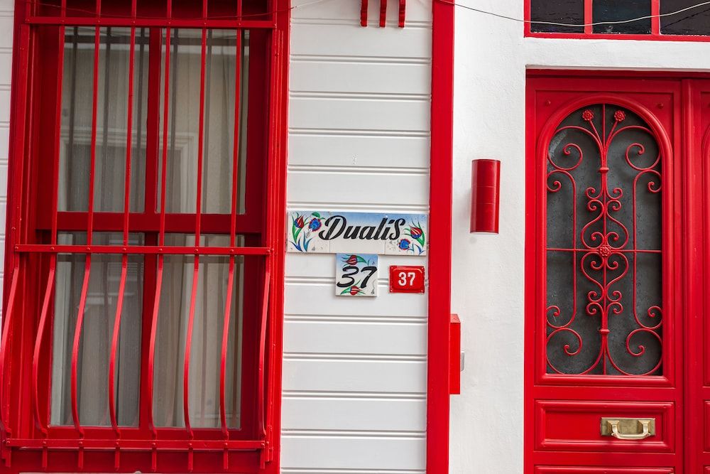 undefined Dualis Hotel 8