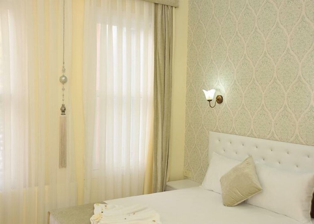 Dualis Hotel Double or Twin Room 5