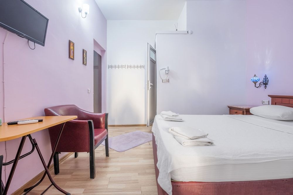 Kaleici Efsali Hotel Family Room