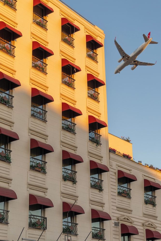 undefined Classes Hotel 4