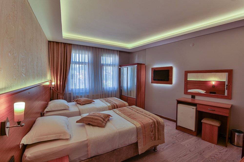 Seymen Hotel Classic Double or Twin Room, City View 6