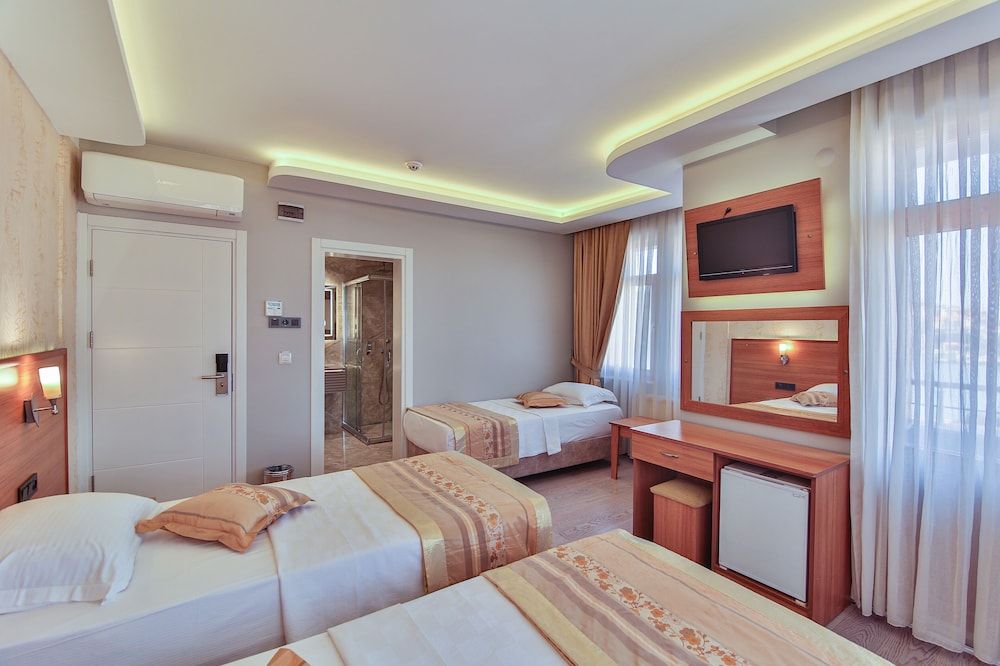 Seymen Hotel Classic Triple Room, Smoking, Sea View 2