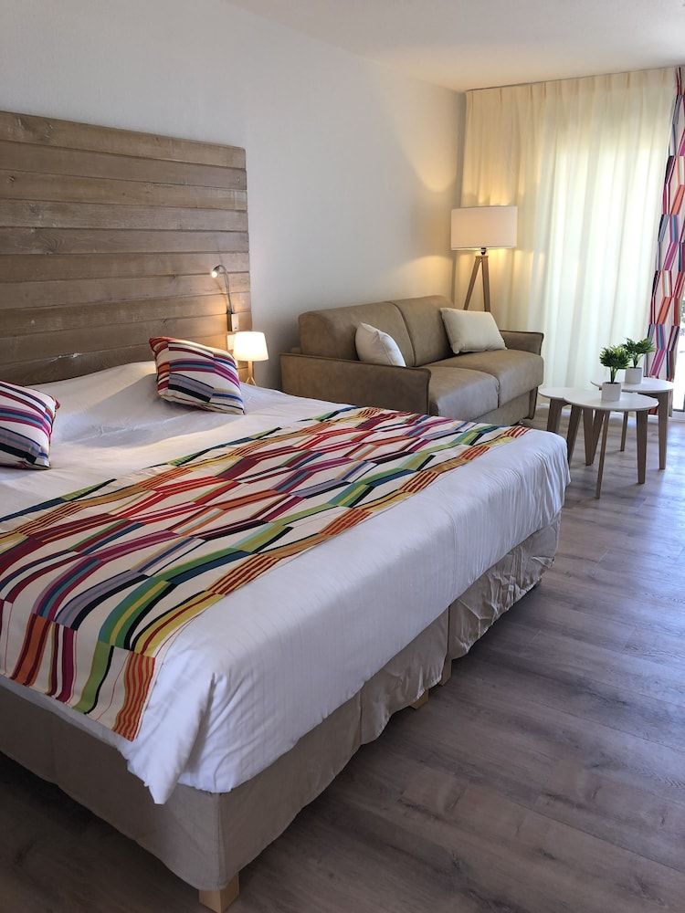 La Playa Orient Bay Junior Suite kitchen Premium Ocean 2