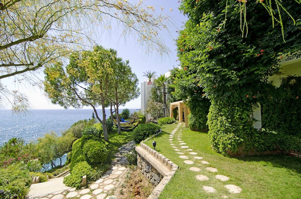 undefined Korumar Deluxe Hotel 4