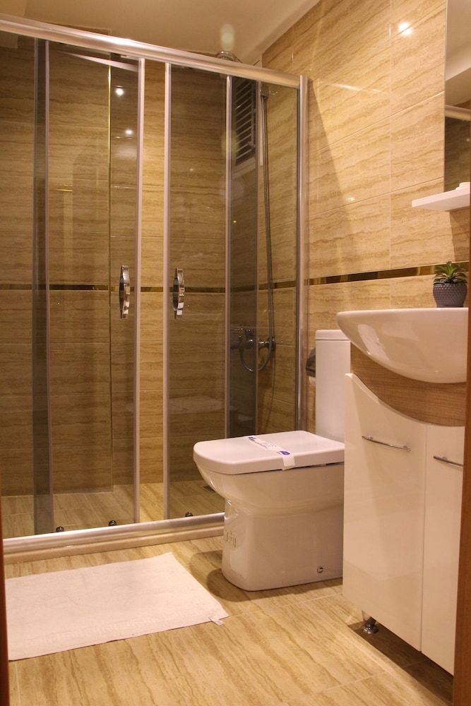 Hotel Rio Twin Room 8